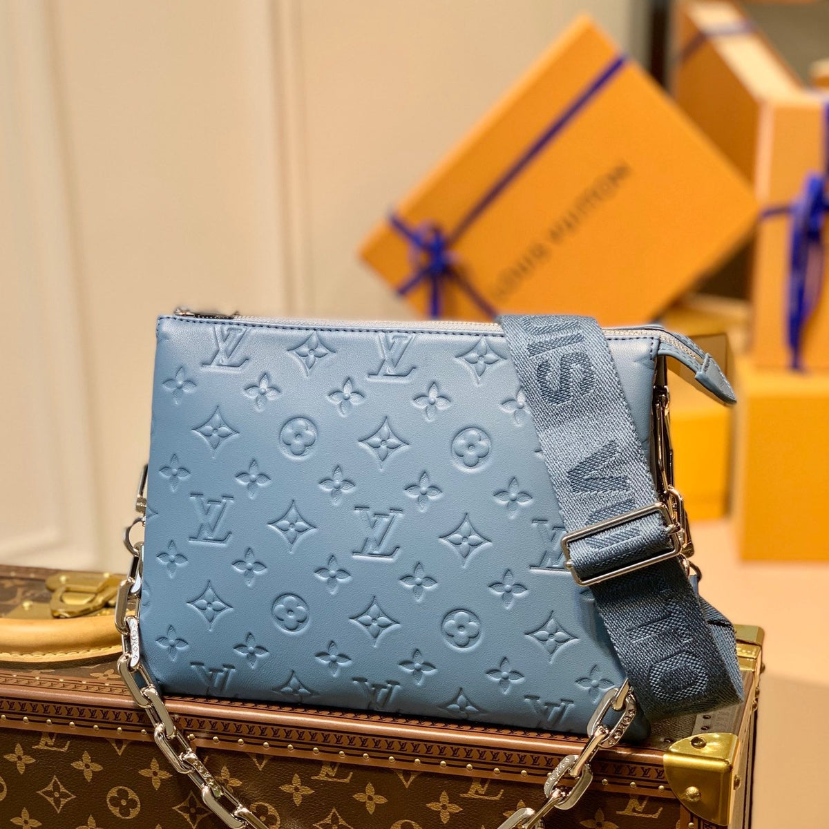 LOU COUSSIN PM BAG