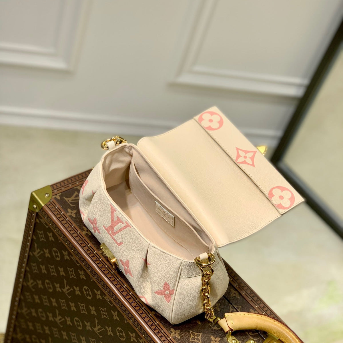 LOU FAVOURITE BAG