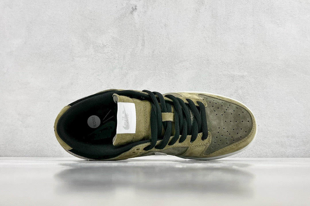 DUNK LOW x OTOMO KATUSHIRO