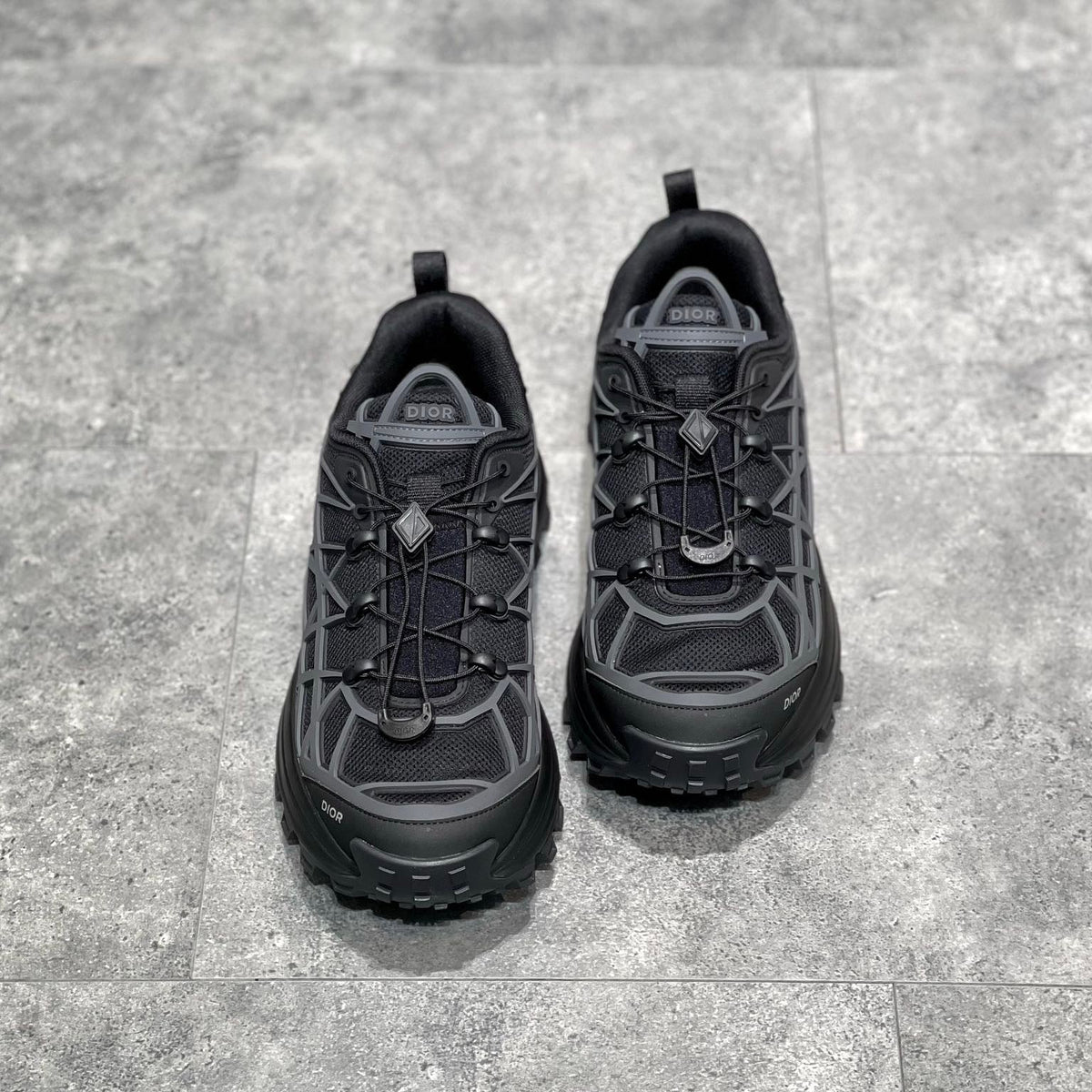 CD B31 TRAINERS