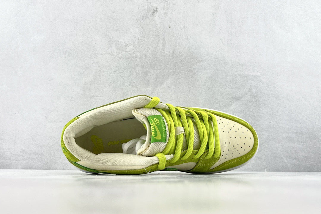 DUNK LOW GREEN APPLE