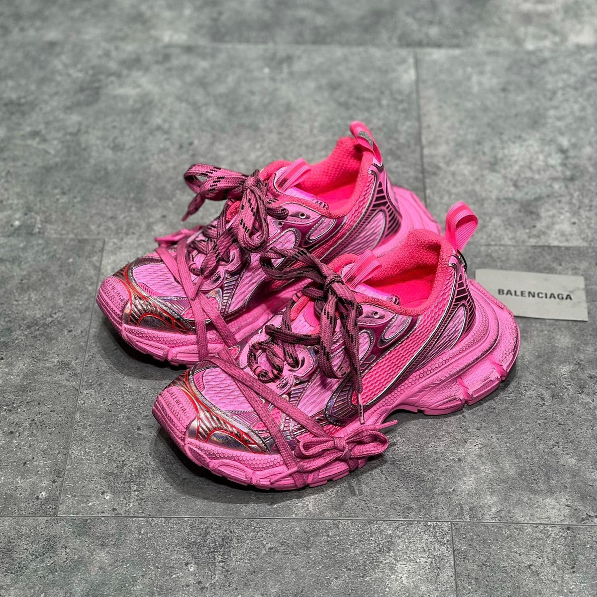 BAL 3XL TRAINERS