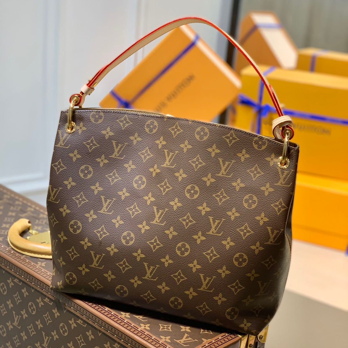LOU GRACEFUL PM HOBO BAG