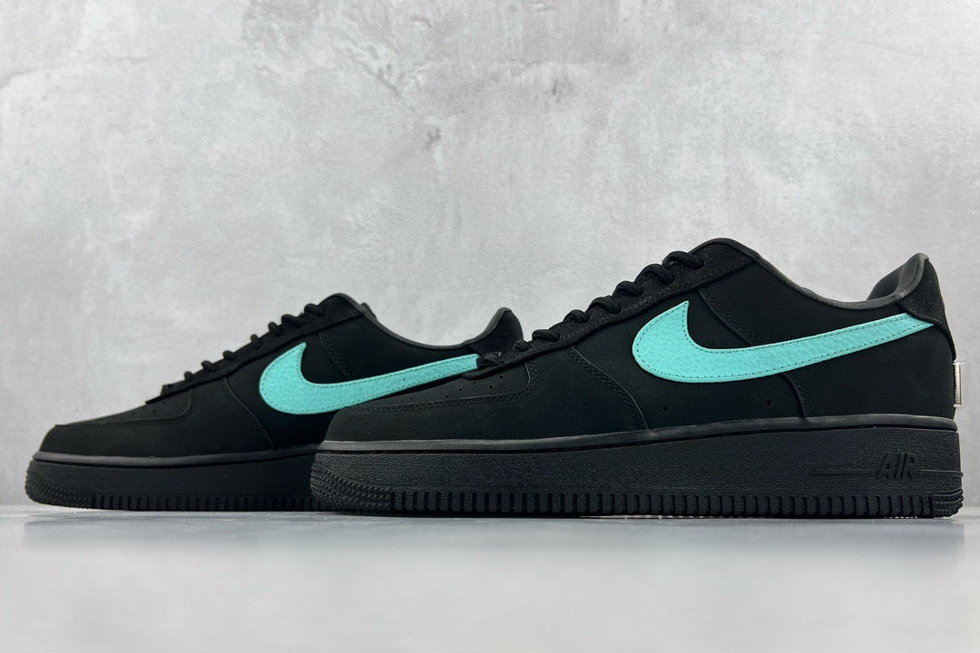 NIKE x TIFFANY AIR FORCE