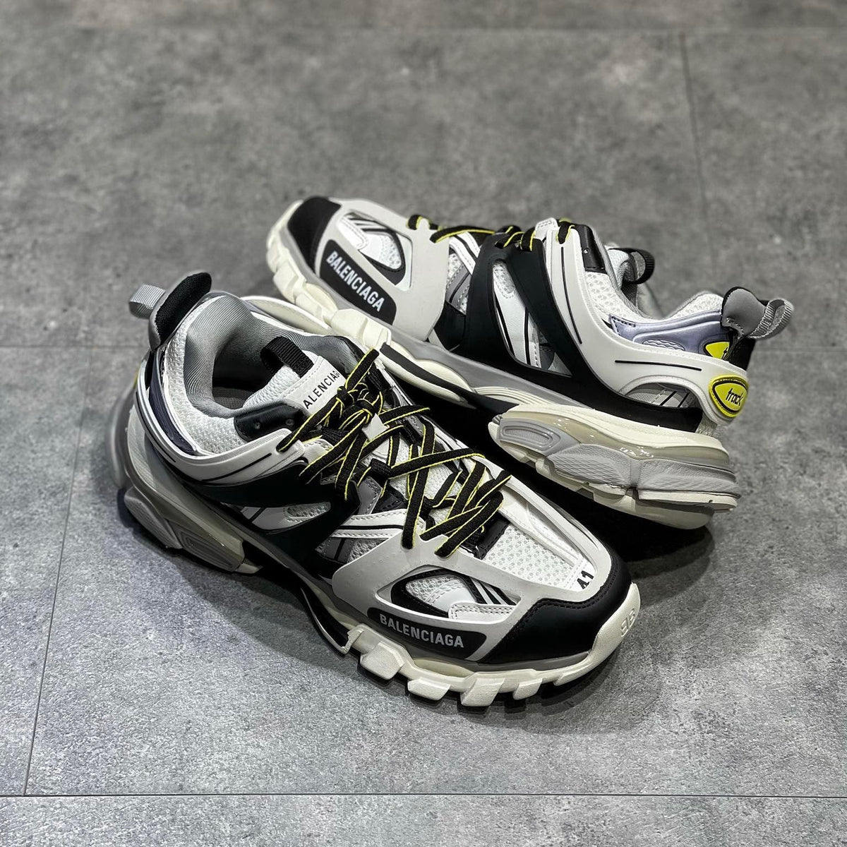 BAL TRACK 3.0 SNEAKERS