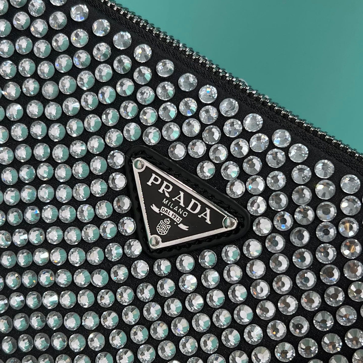 PD TRIANGLE BAG