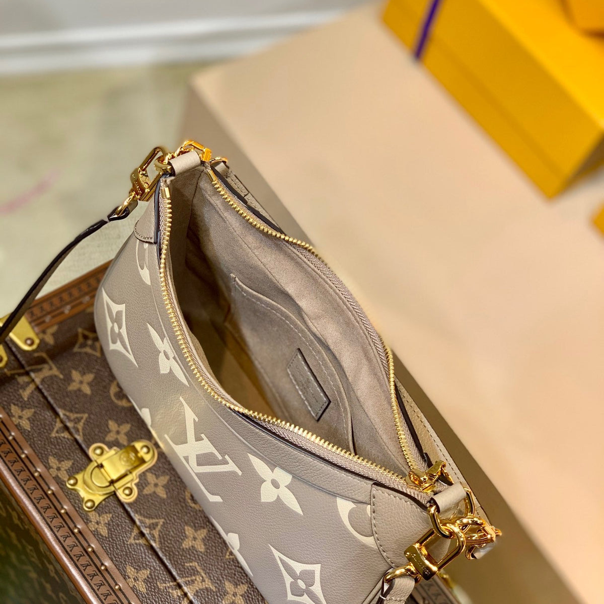 LOU BAGATELLE BAG