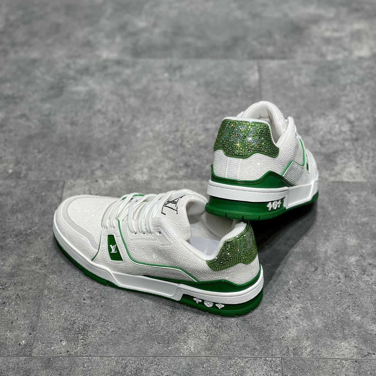 LOU TRAINERS