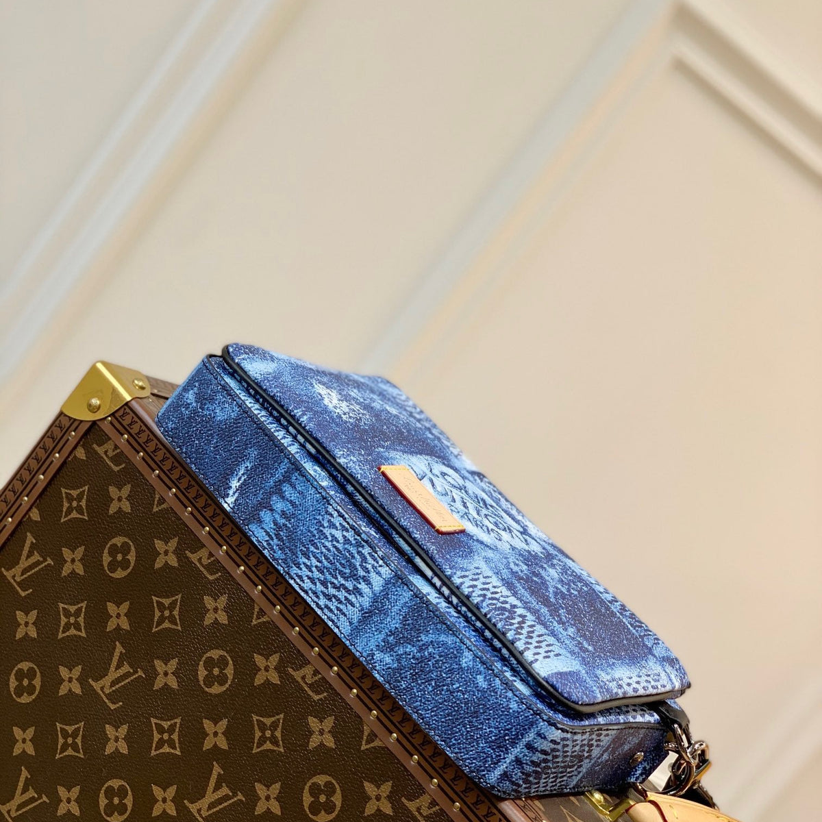 LOU TRIO MESSENGER BAG