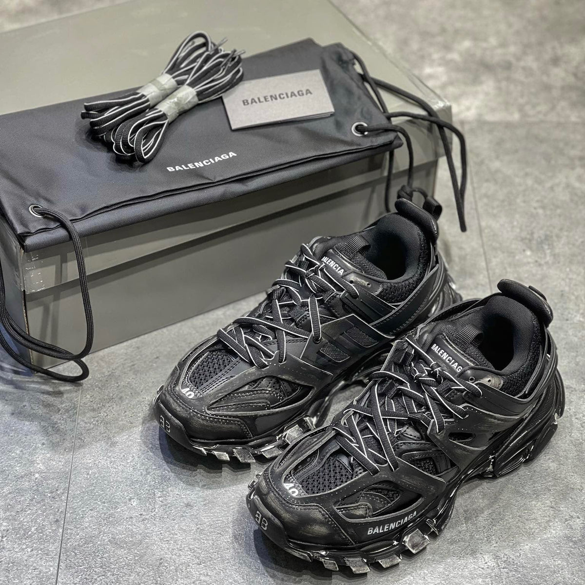 BAL TRACK 3.0 SNEAKERS