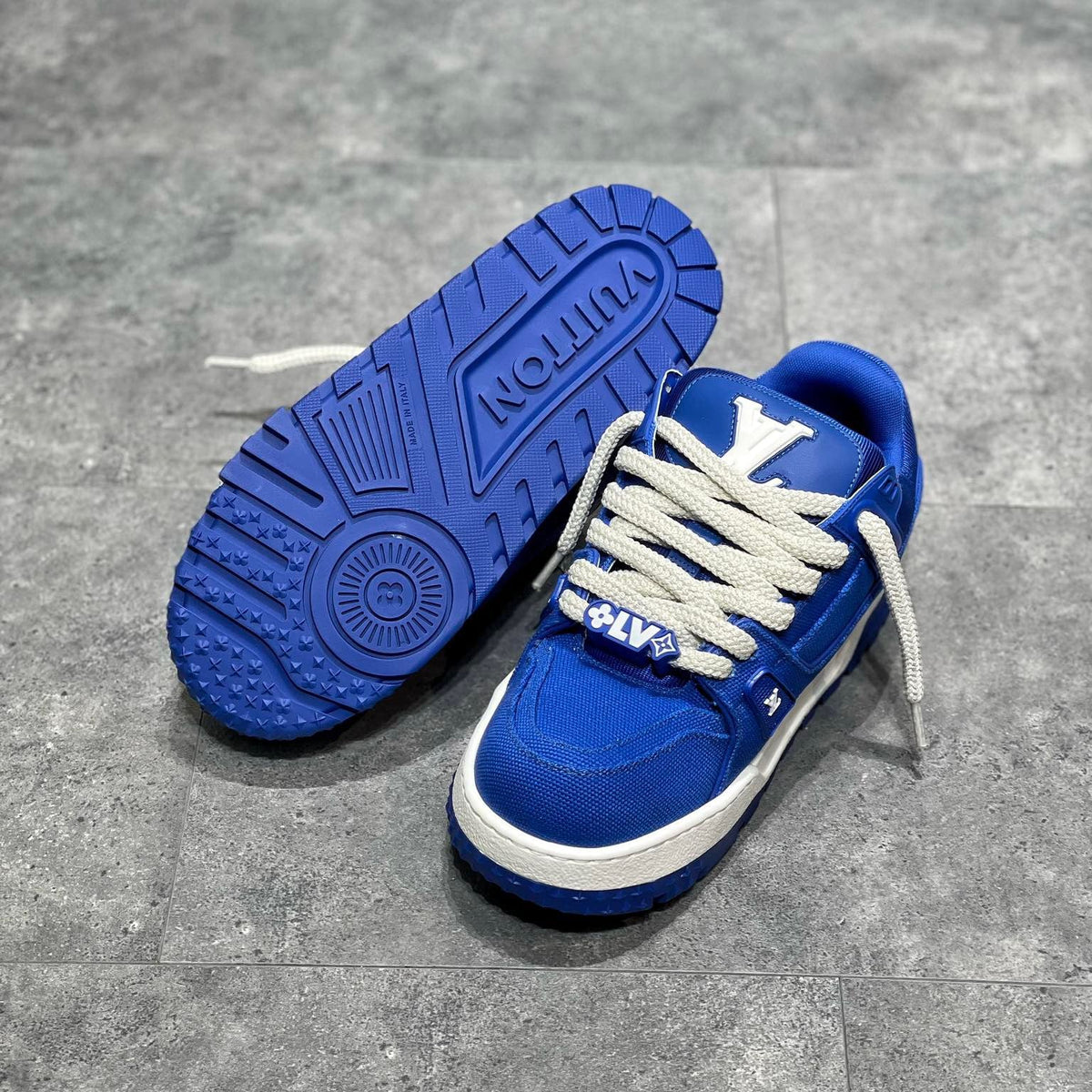 LOU TRAINERS