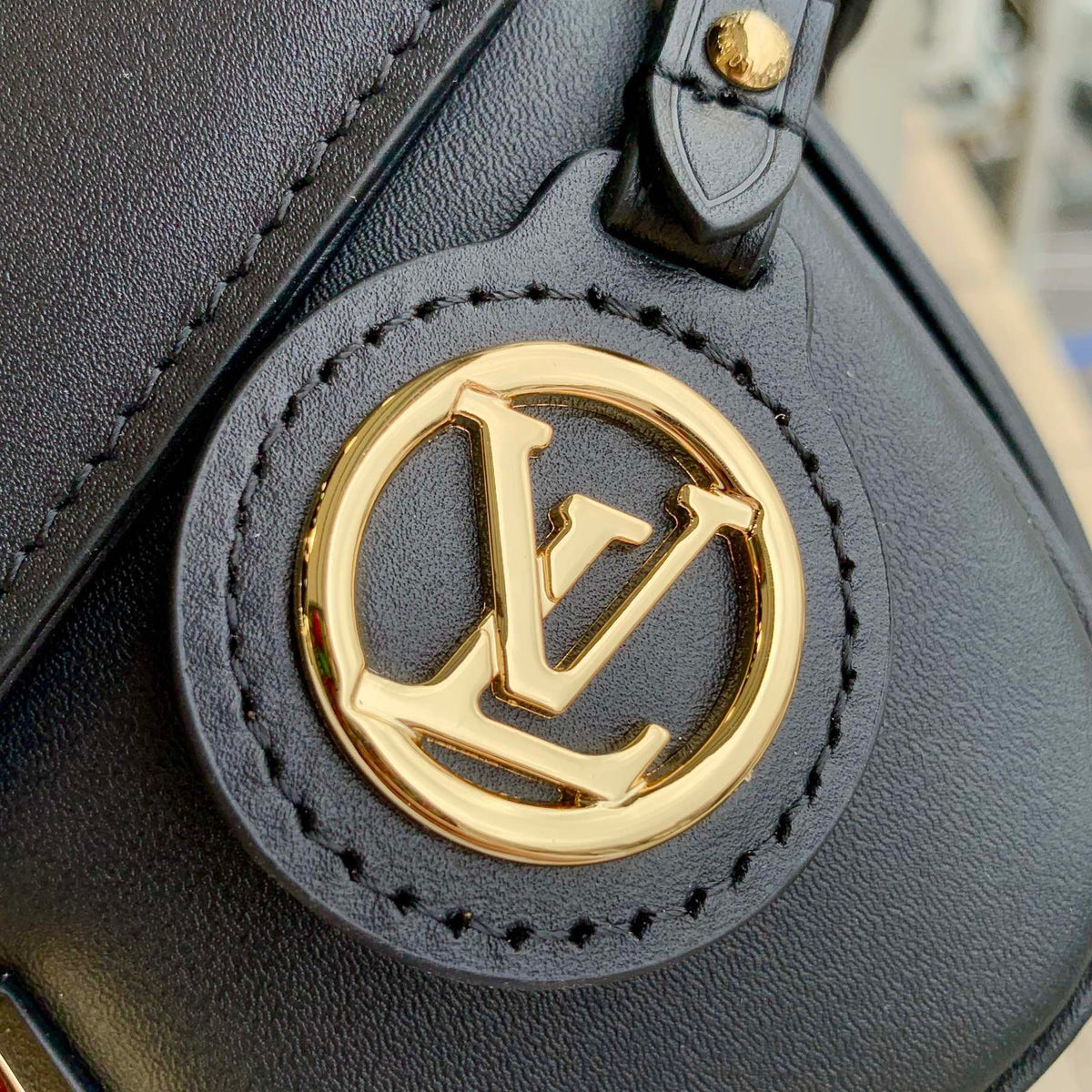LOU SWING BAG