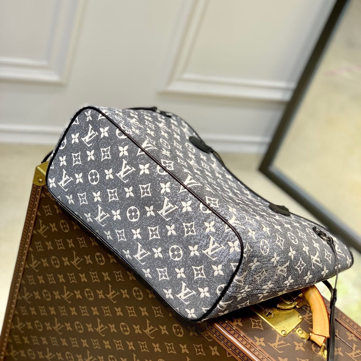 LOU NEVERFULL MM BAG