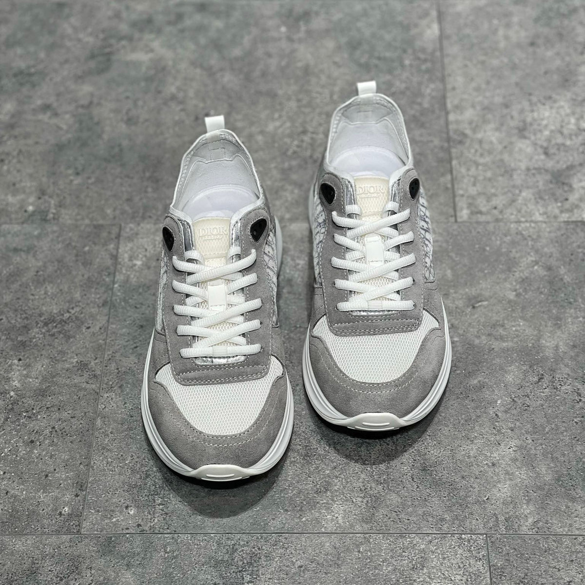 CD B25 SNEAKERS