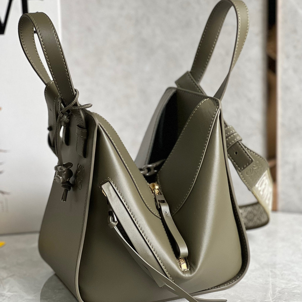 LOEW HAMMOCK BAG