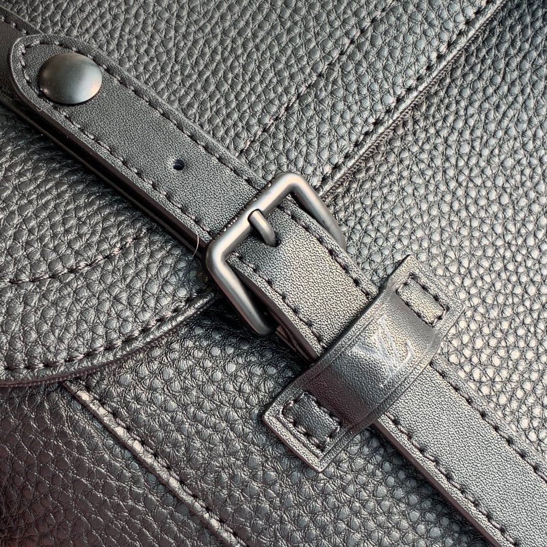LOU CHRISTOPHER MESSENGER BAG