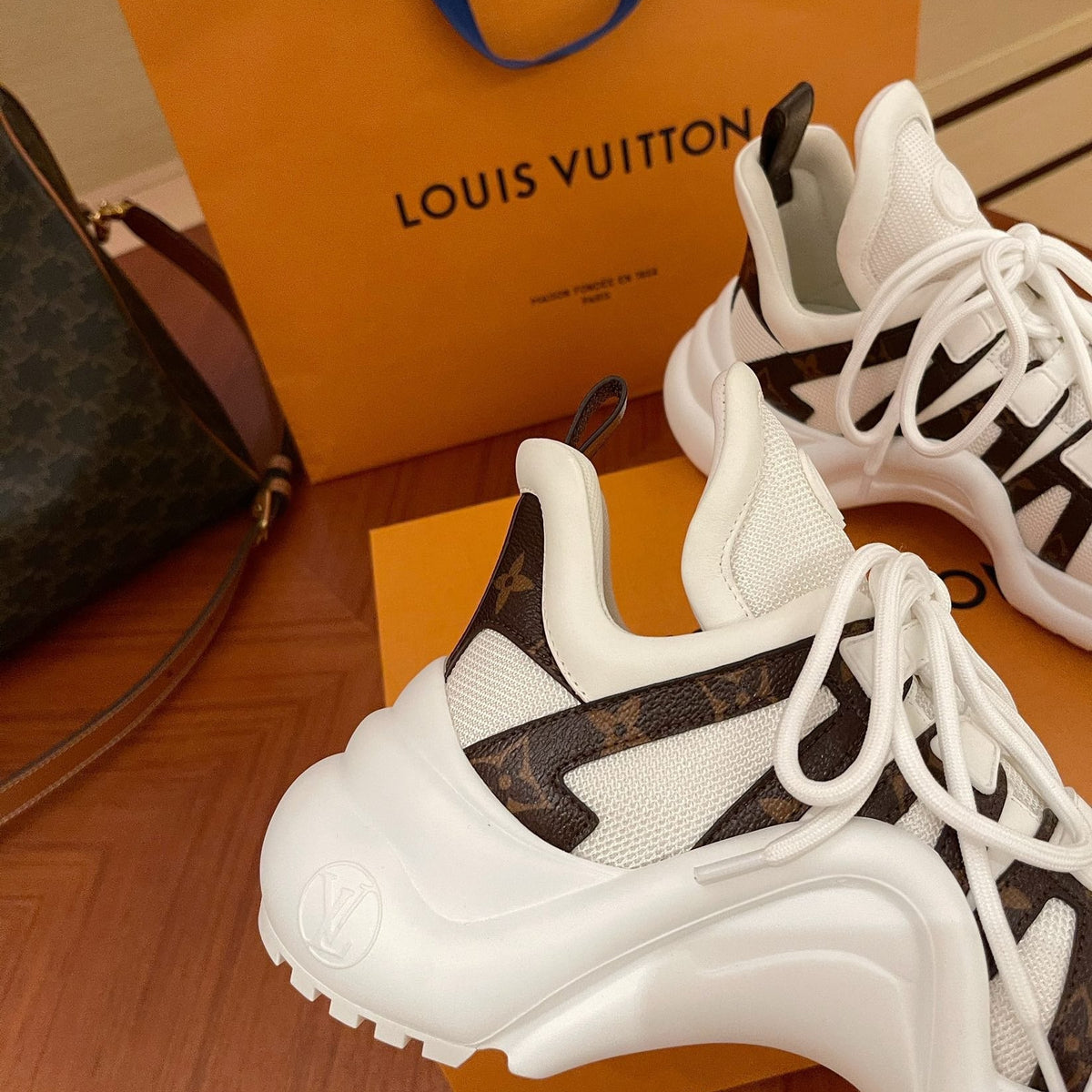 LOU ARCHLIGHT TRAINERS