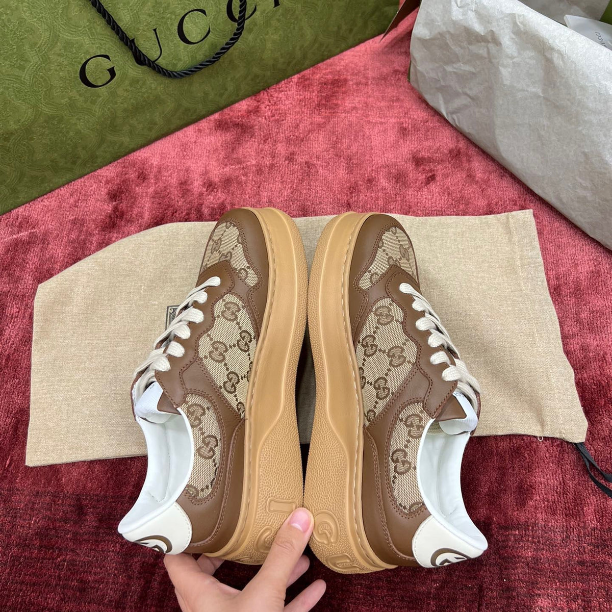 GG EMBOSSED SNEAKER