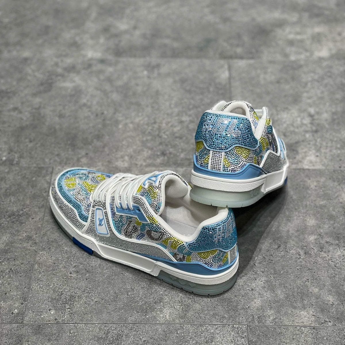 LOU TRAINERS