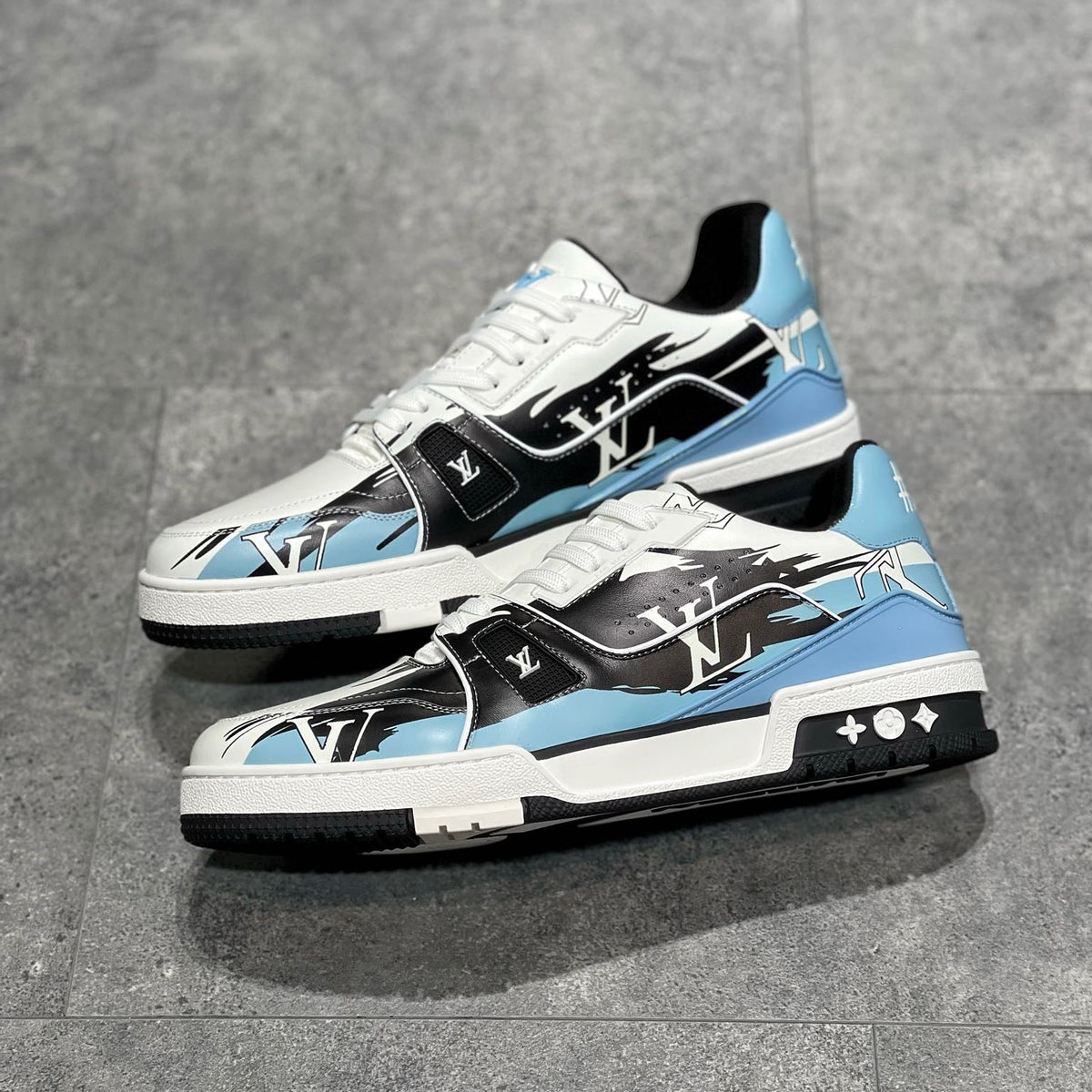 LOU TRAINERS