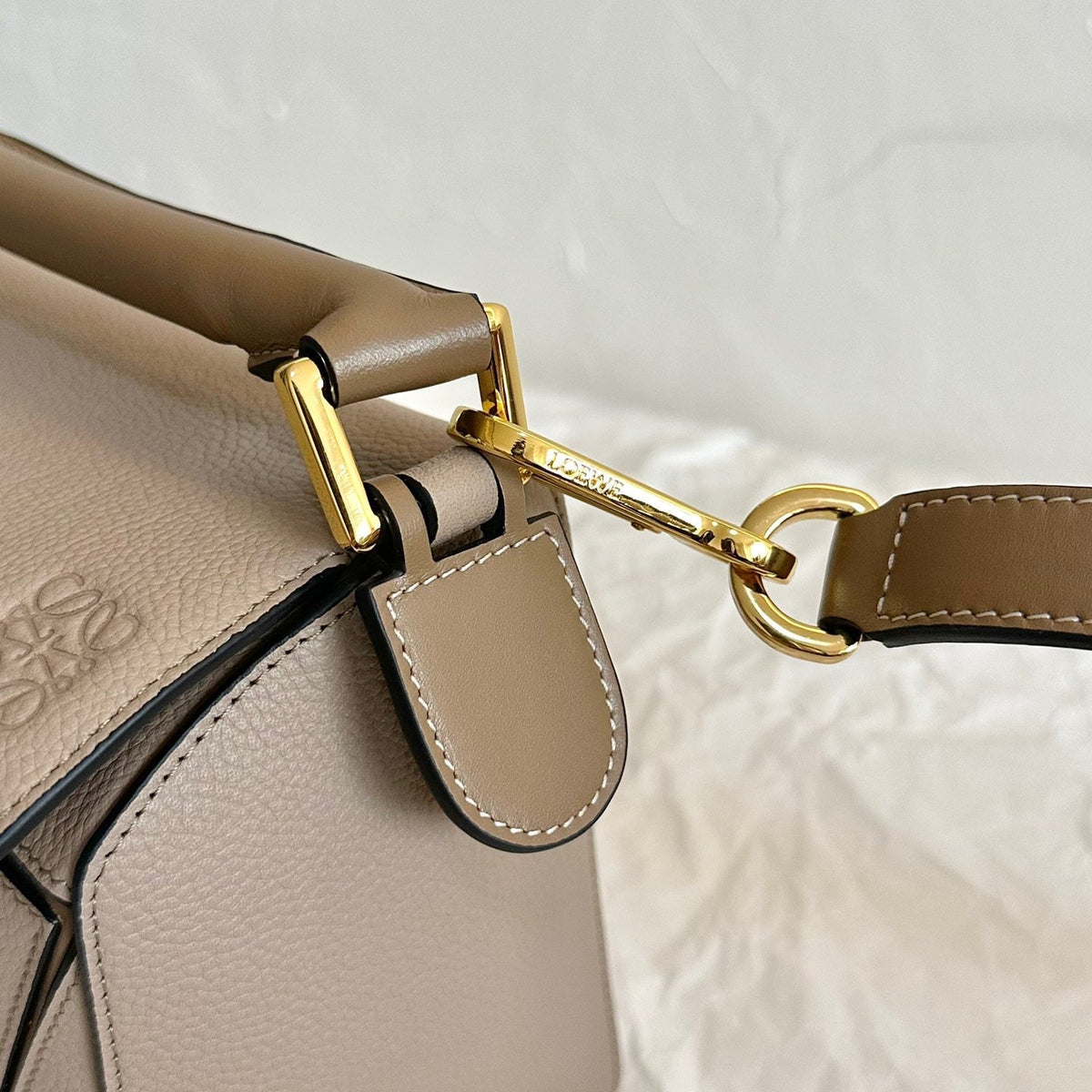 LOEW SMALL PUZZLE EDGE BAG