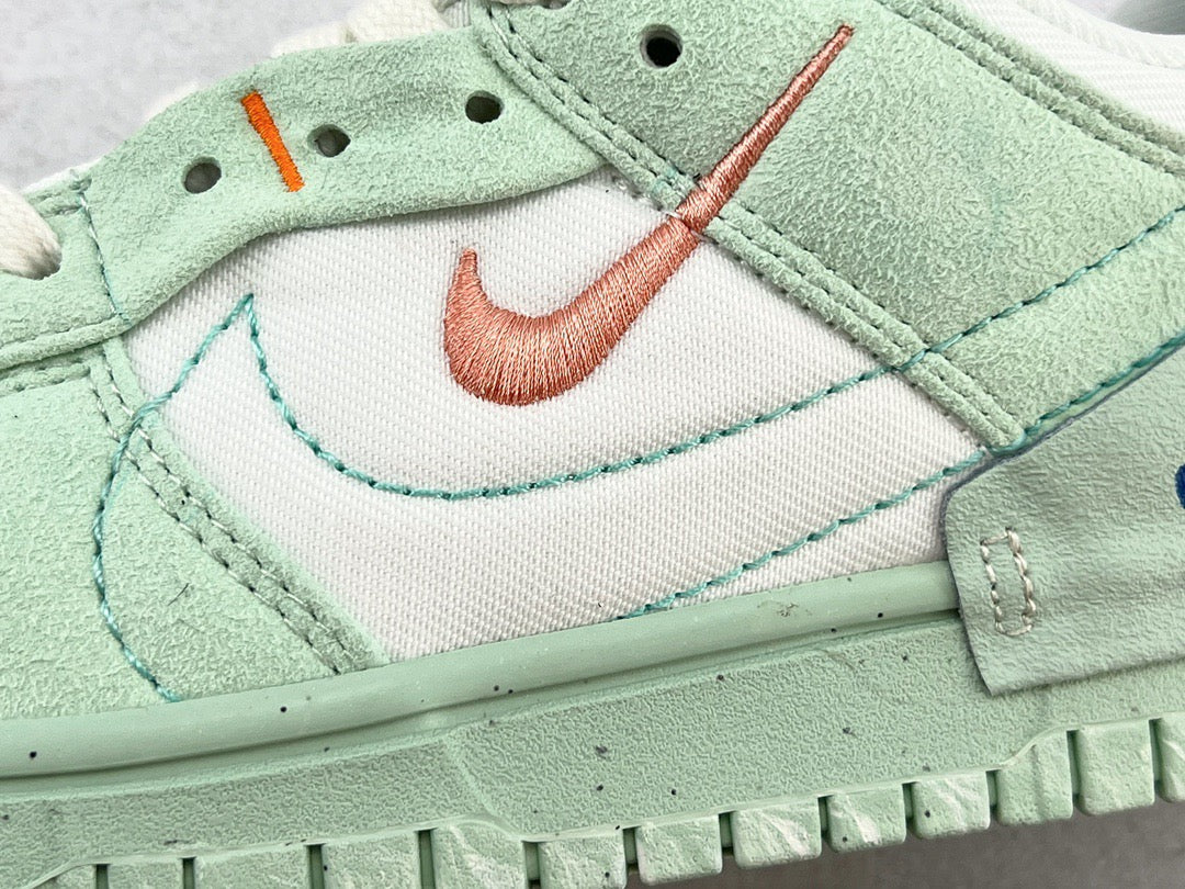 DUNK LOW DISRUPT 2