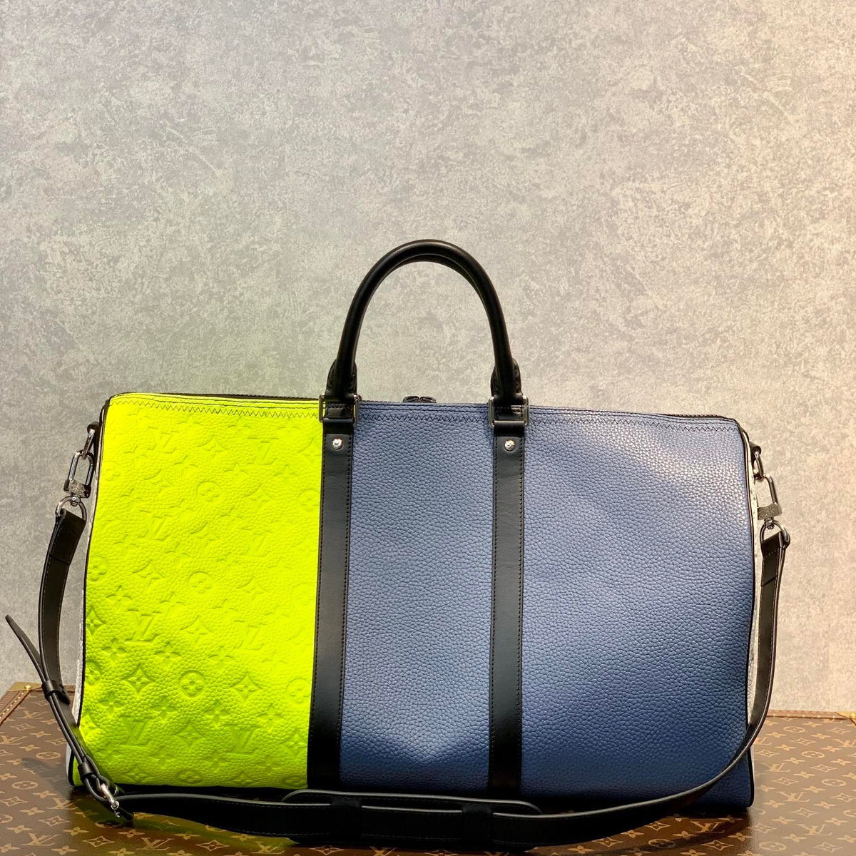 LOU KEEPALL BANDOULIÈRE 50 BAG