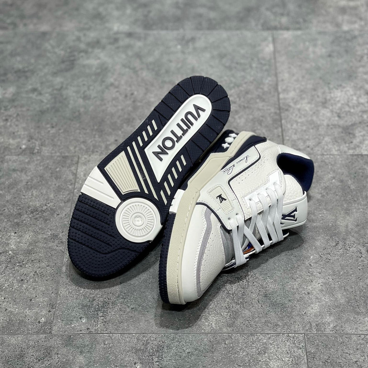 LOU TRAINERS