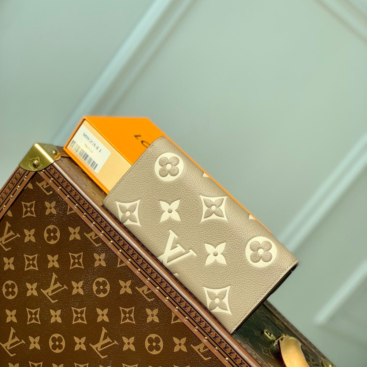 LOU EMILIE WALLET