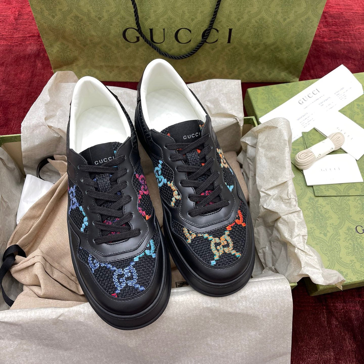 GG SUPREME TRAINERS