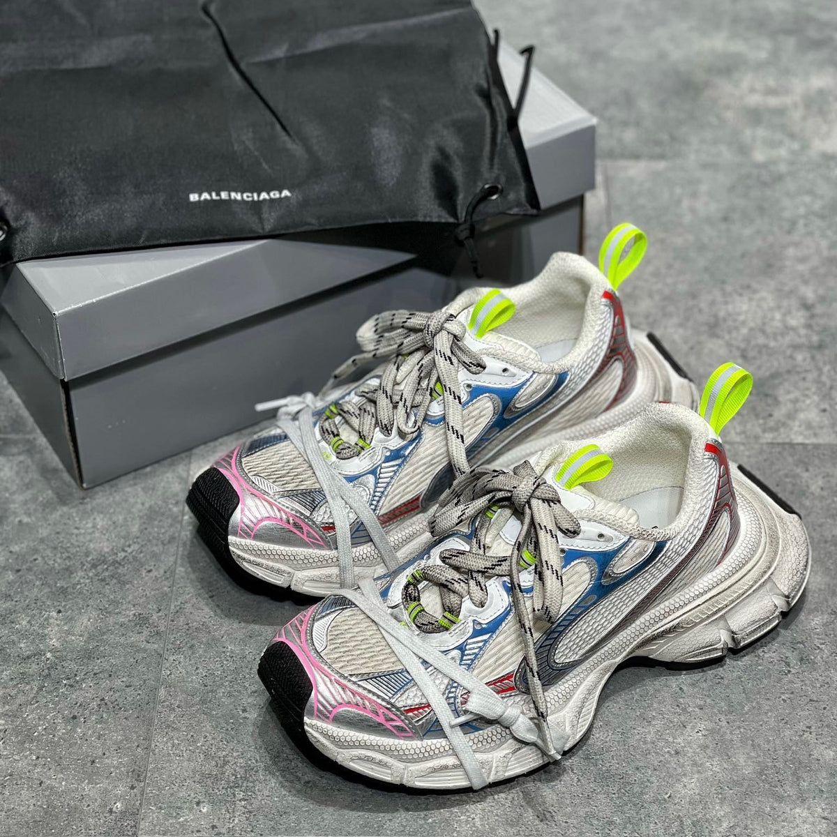 BAL 3XL TRAINERS