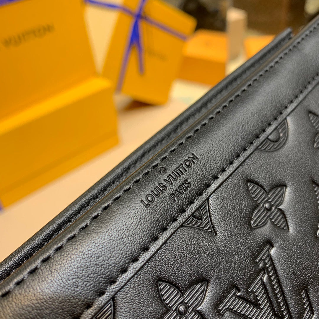 LOU GASTON WEARABLE WALLET