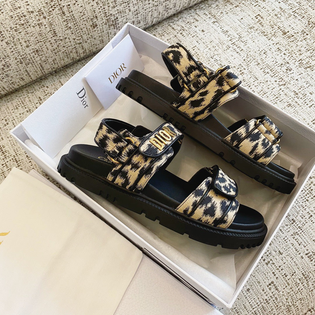 CD SANDALS