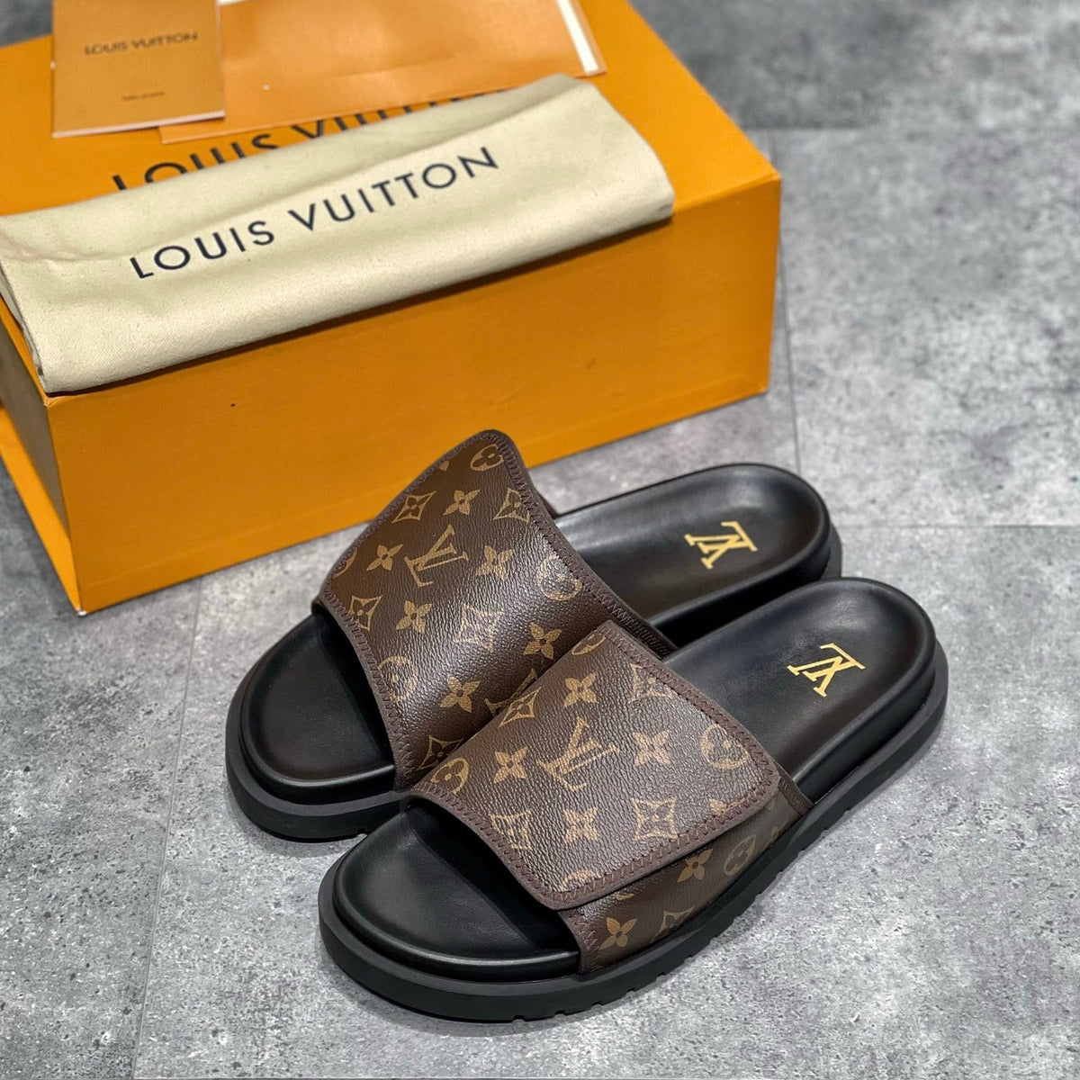 LOU MIAMI MULES