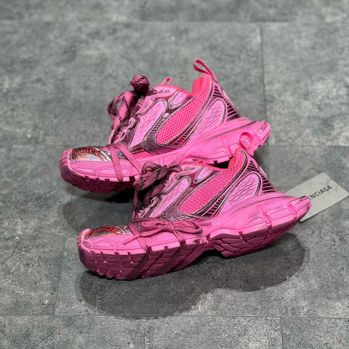 BAL 3XL TRAINERS