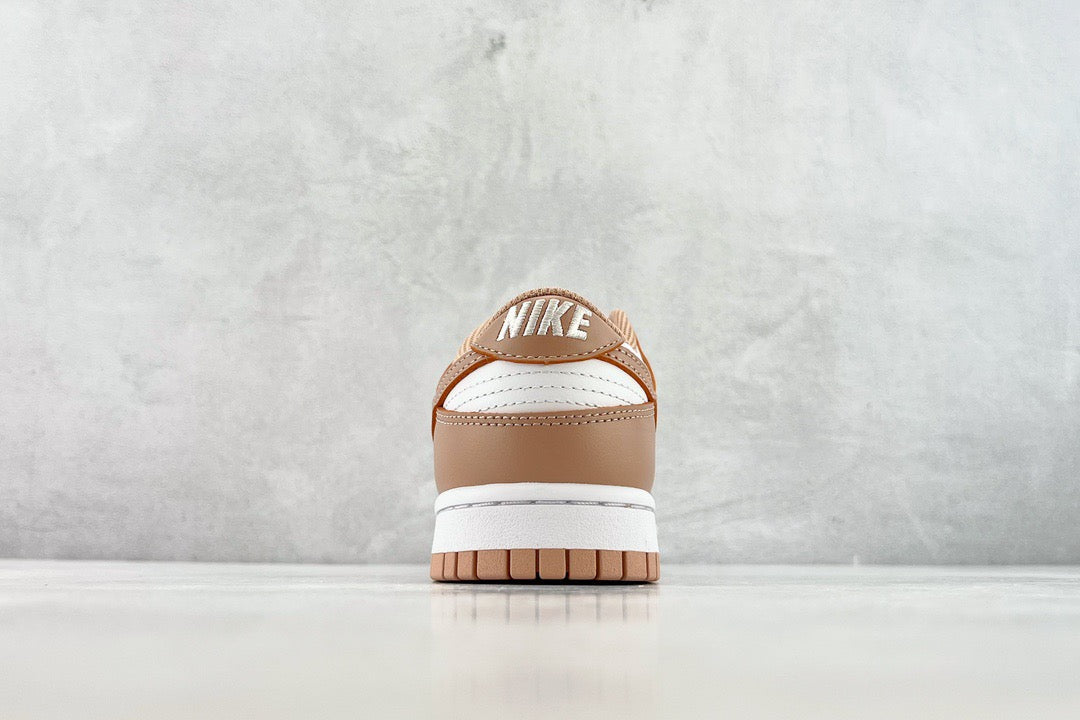DUNK LOW ROSE WHISPER