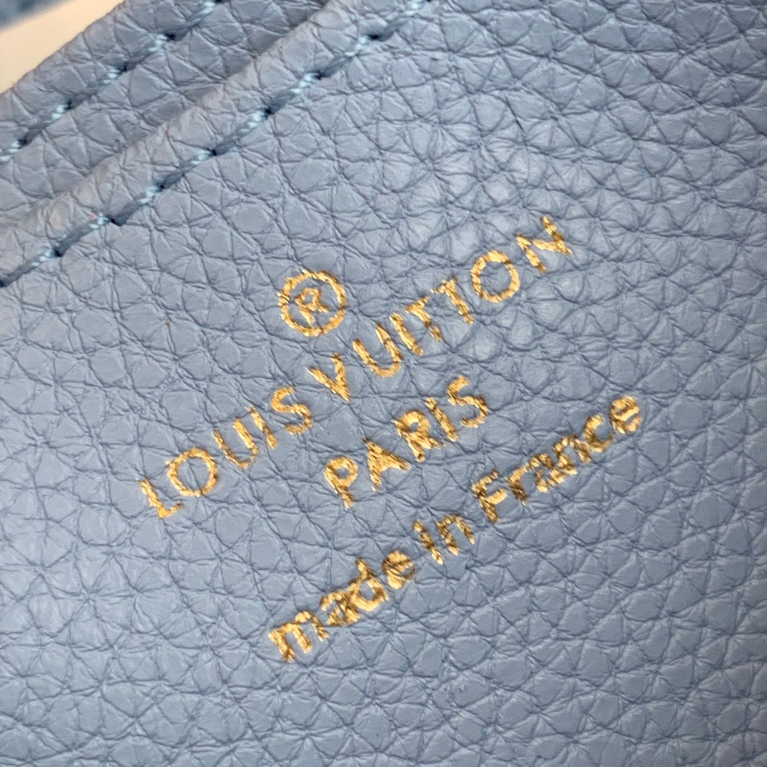 LOU SARAH WALLET