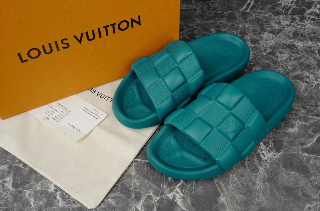 LOU WATERFRONT MULES