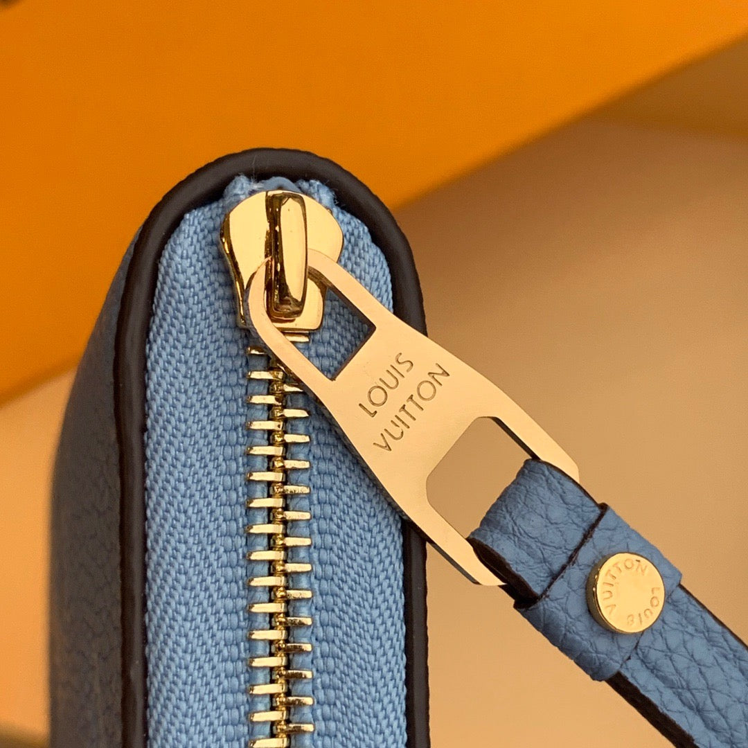 LOU SARAH WALLET