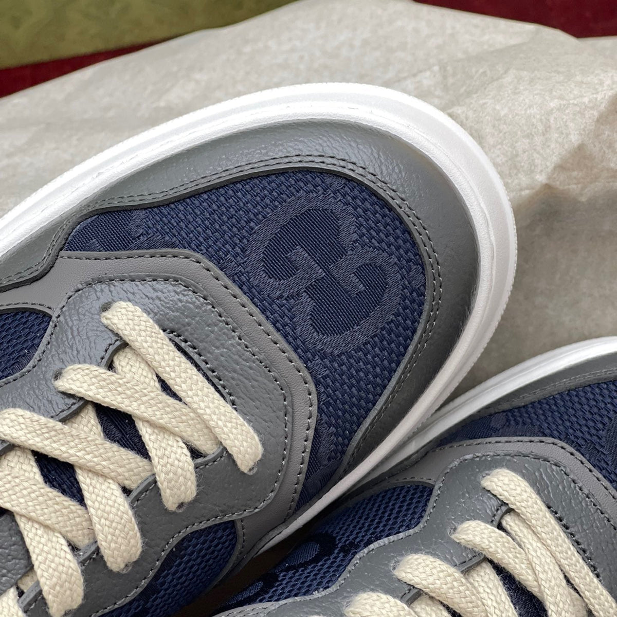 GG SUPREME TRAINERS