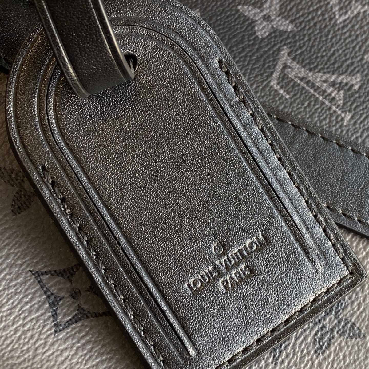 LOU KEEPALL BANDOULIÈRE 50 BAG