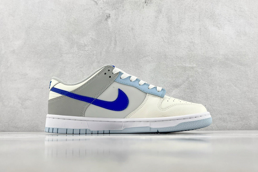 DUNK LOW IVORY HYPER ROYAL