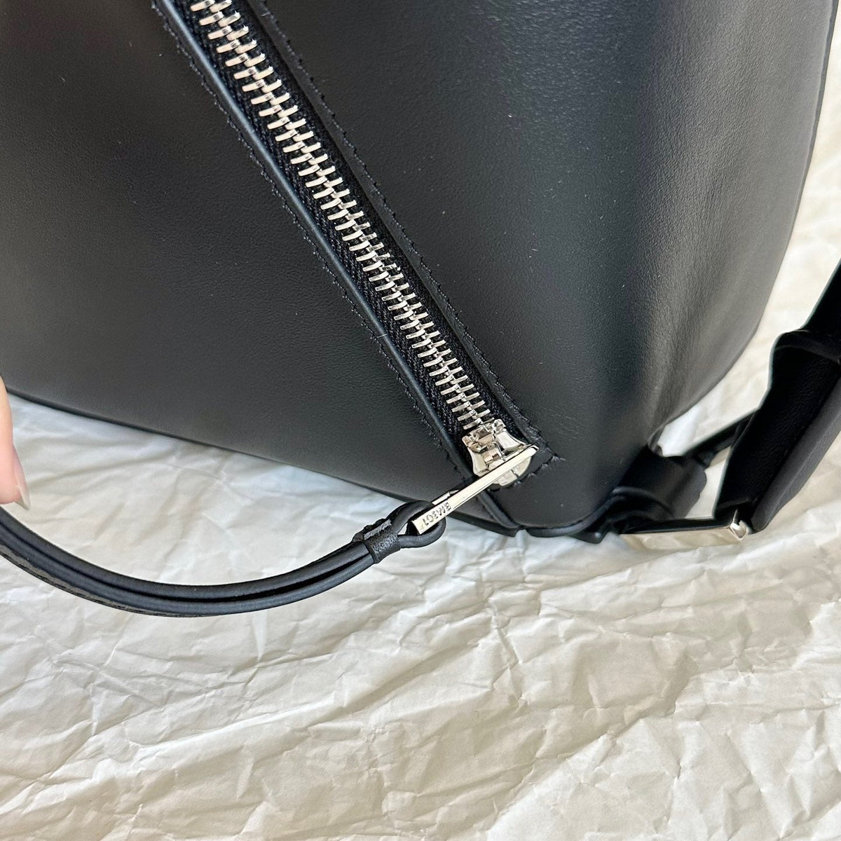 LOEW SMALL PUZZLE EDGE BAG