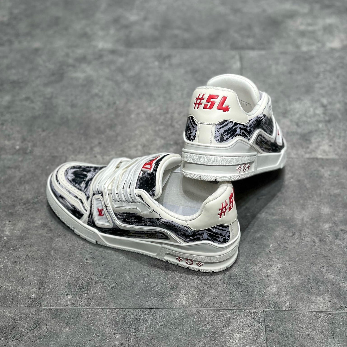 LOU TRAINERS
