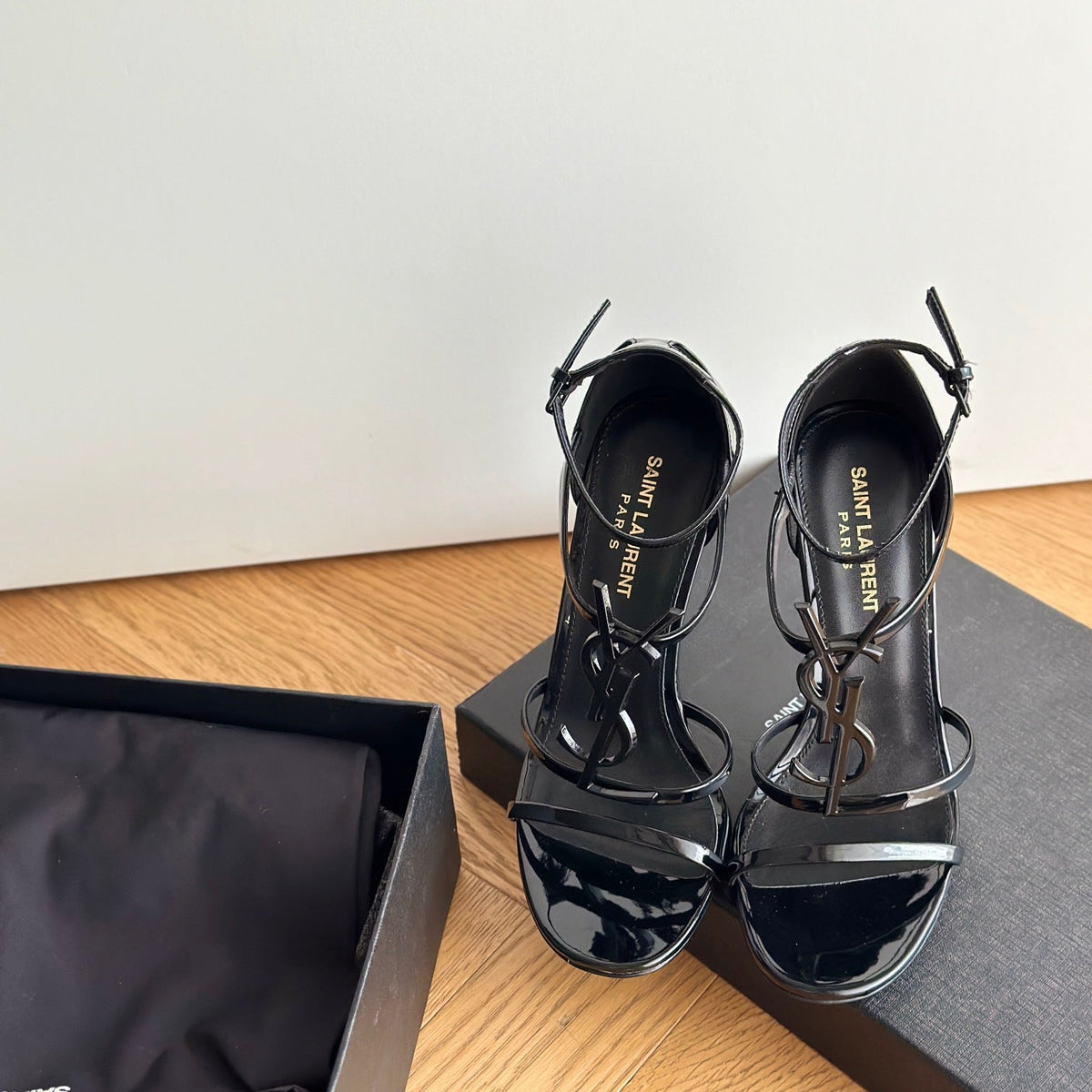SL HEELS