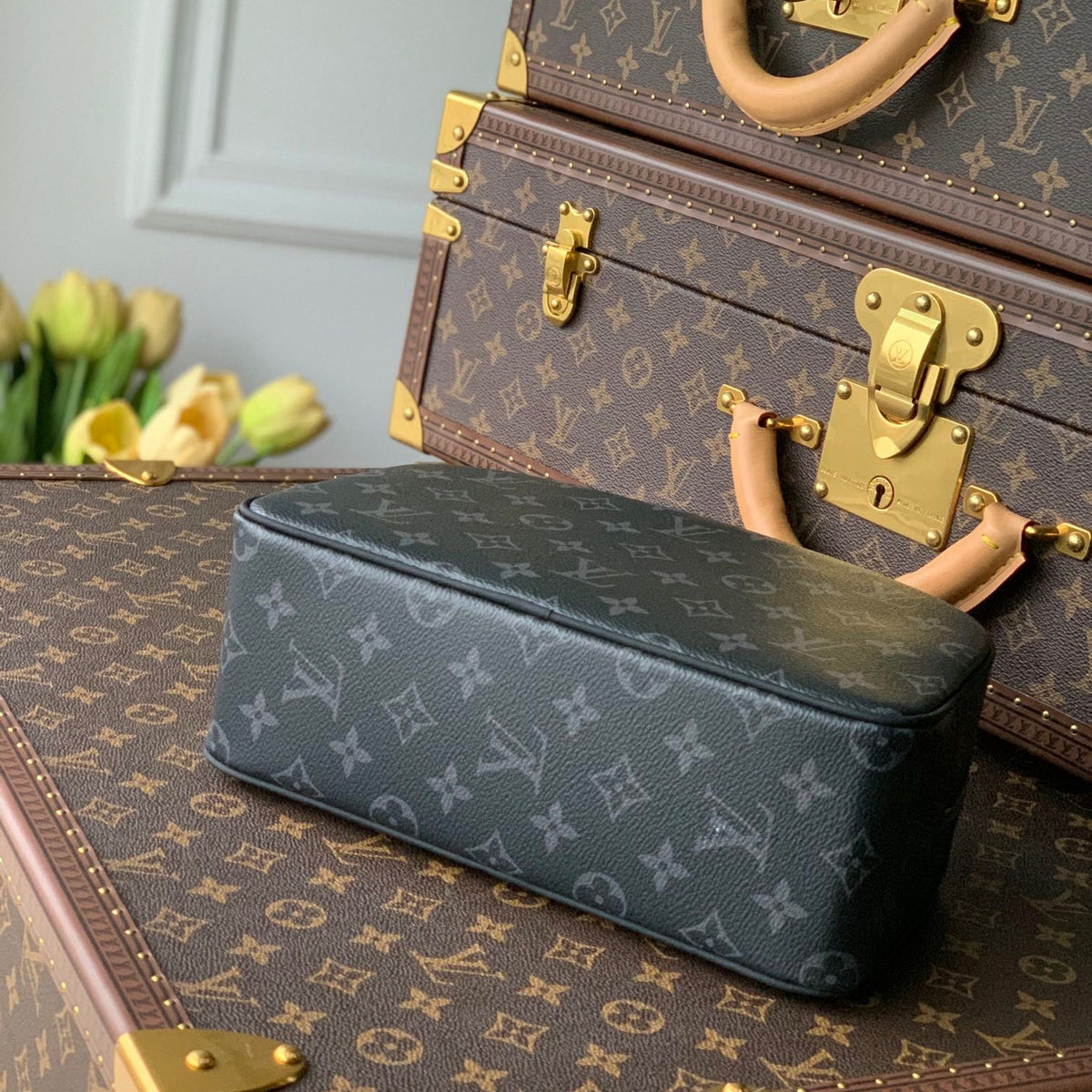 LOU TOILETRY BAG 25