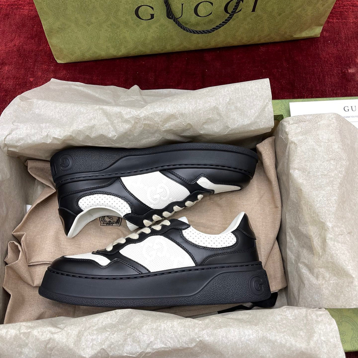 GG SUPREME TRAINERS