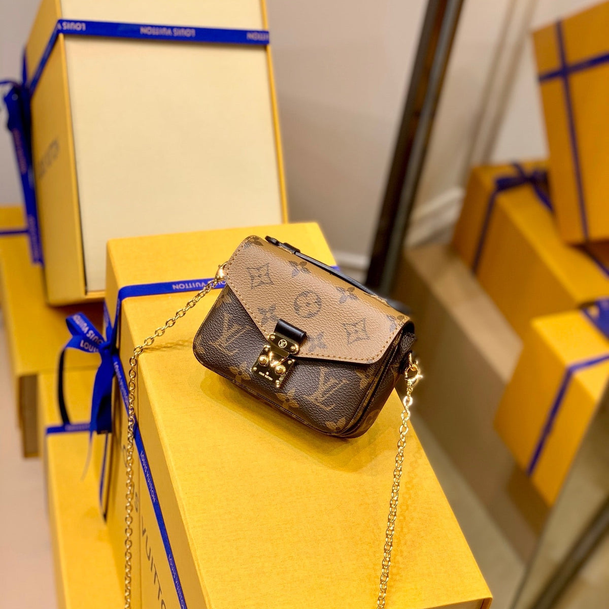 LOU MICRO METIS BAG
