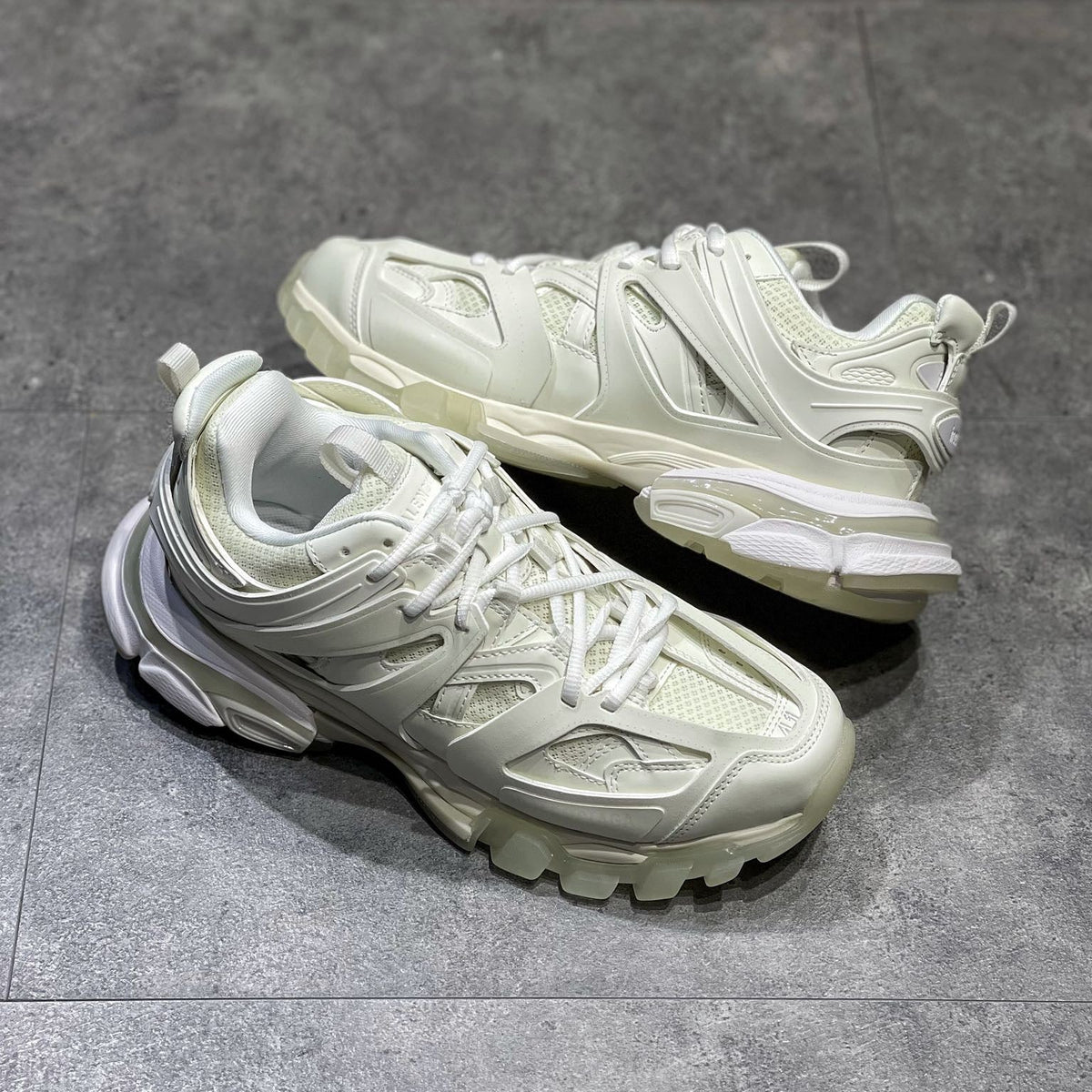 BAL TRACK 3.0 SNEAKERS