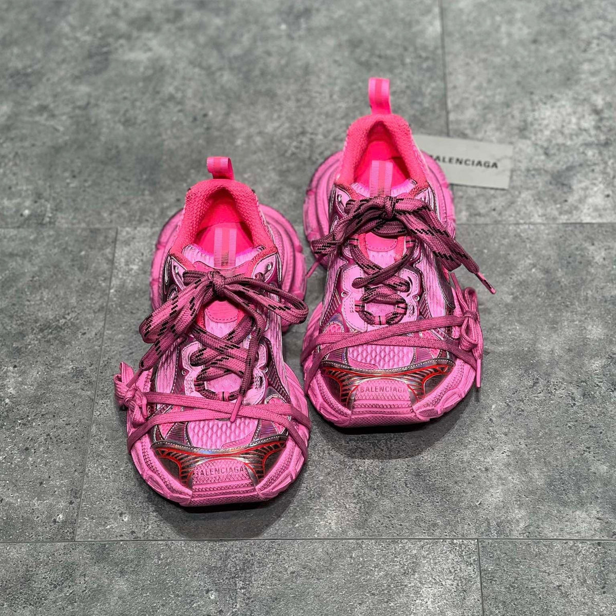 BAL 3XL TRAINERS